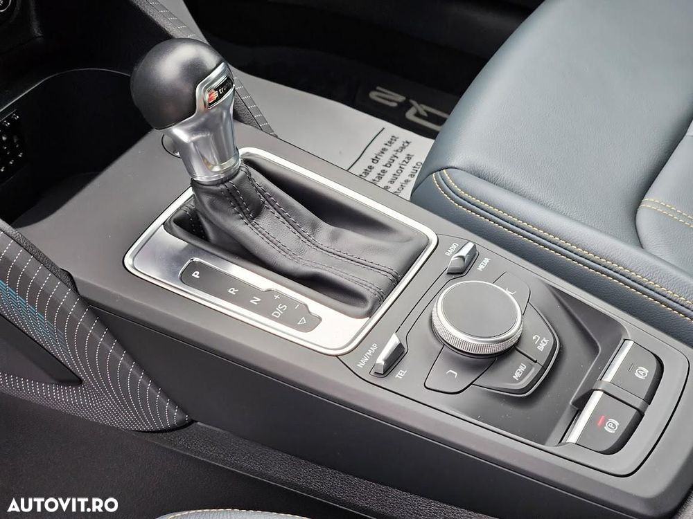 Audi Q2 2.0 TDI quattro S tronic - 11