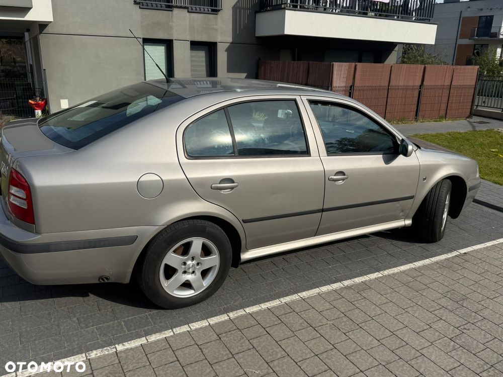 Skoda Octavia - 1