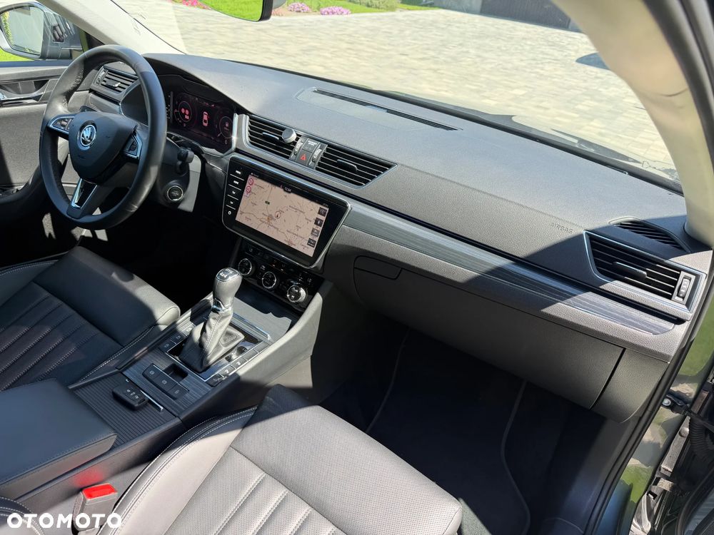 Skoda Superb 2.0 TDI SCR 4x4 Sportline DSG - 5
