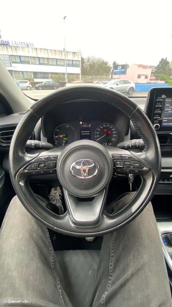 Toyota Yaris 1.5 HDF Comfort - 30