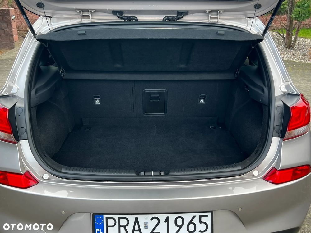 Hyundai i30 1.4 T-GDI Style - 17