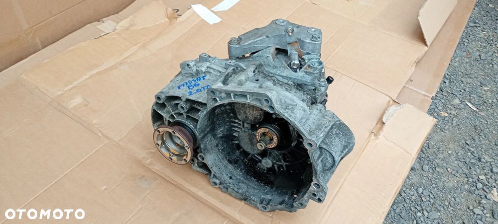 Skrzynia biegów manual manualna VW Passat B6 2.0 TDI HDV - 3