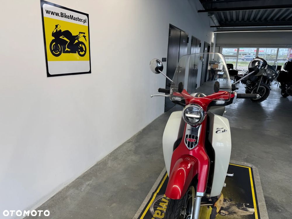 Honda Super Cub - 33