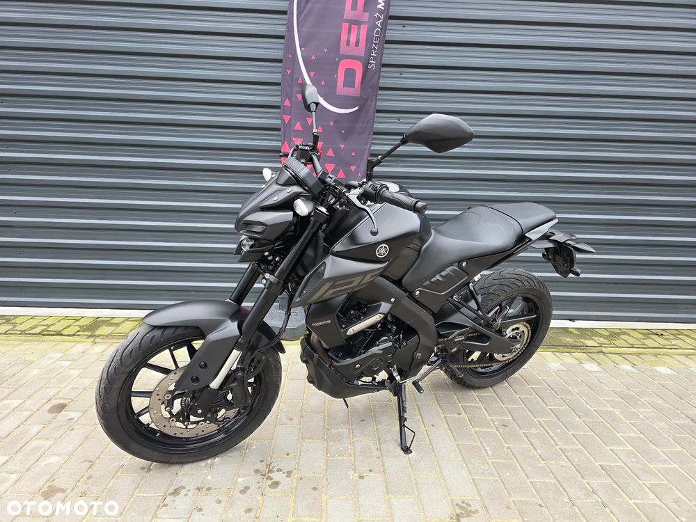 Yamaha MT - 30