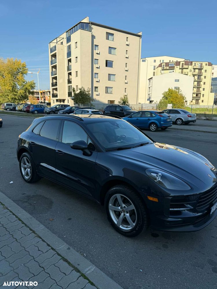 Porsche Macan Standard - 1