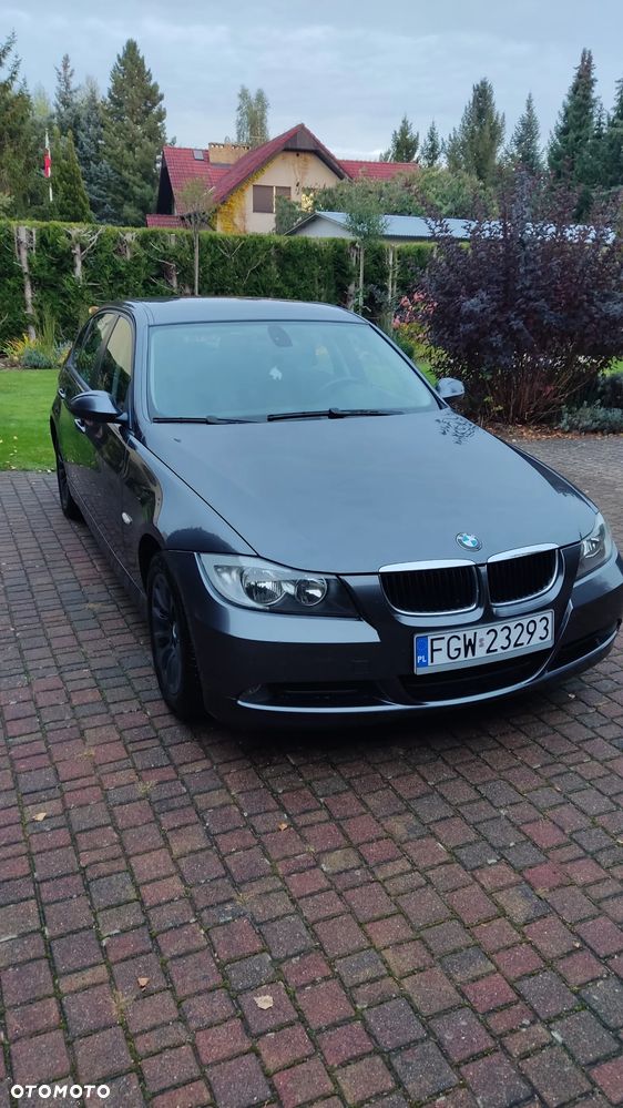 BMW 318I