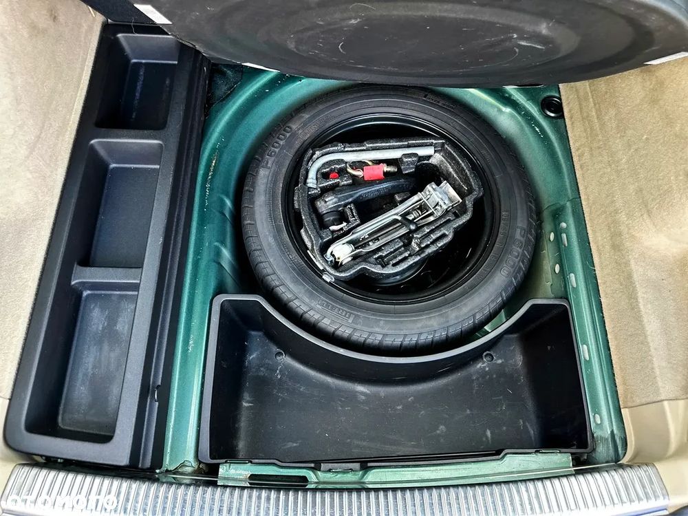 Volkswagen Bora Variant 2.3 V5 - 26