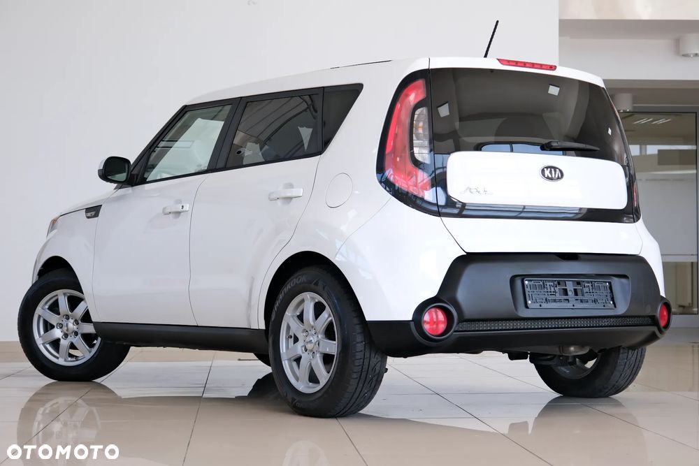 Kia Soul 1.6 GDI Dream Team Edition - 12