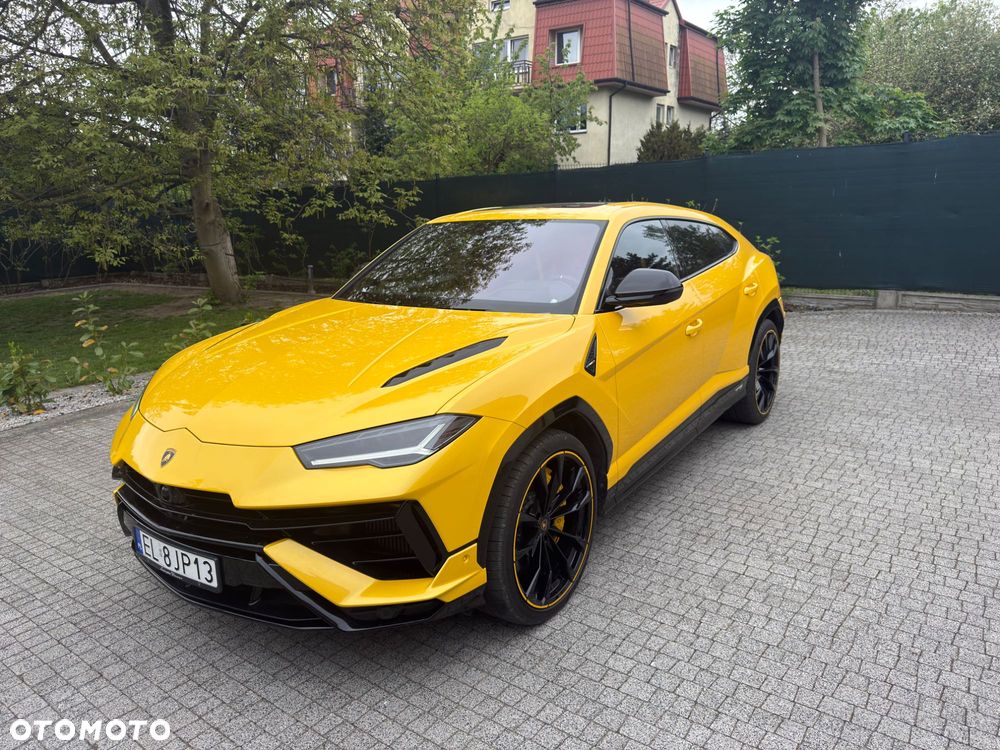 Lamborghini Urus - 3