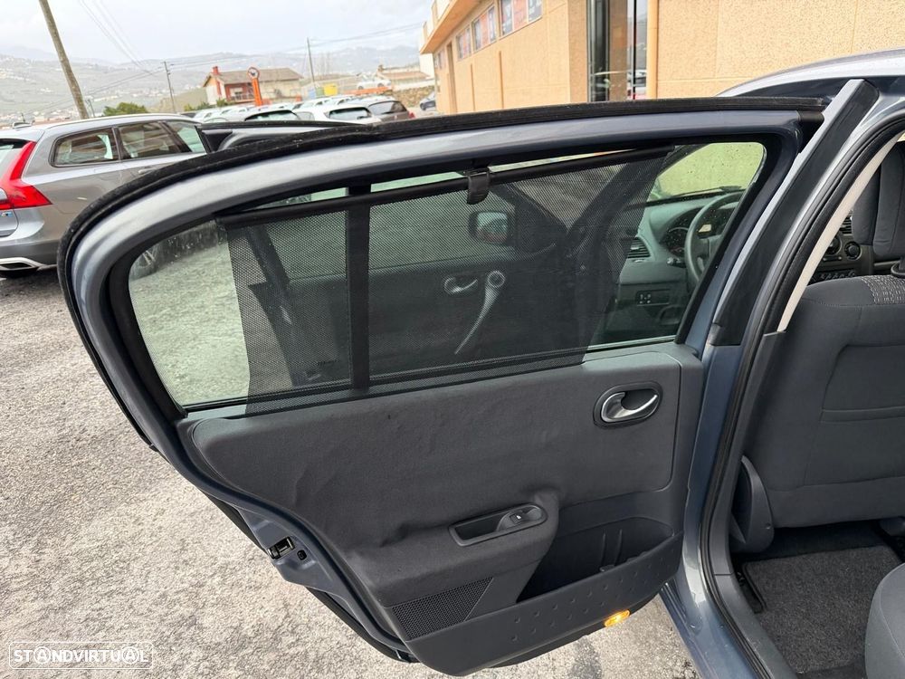 Renault Mégane 1.5 dCi Confort - 7