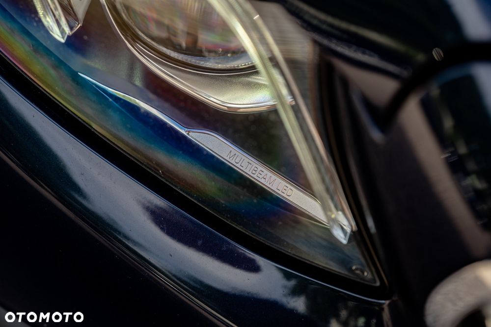 Mercedes-Benz Klasa E 220 d 9G-TRONIC Exclusive - 2