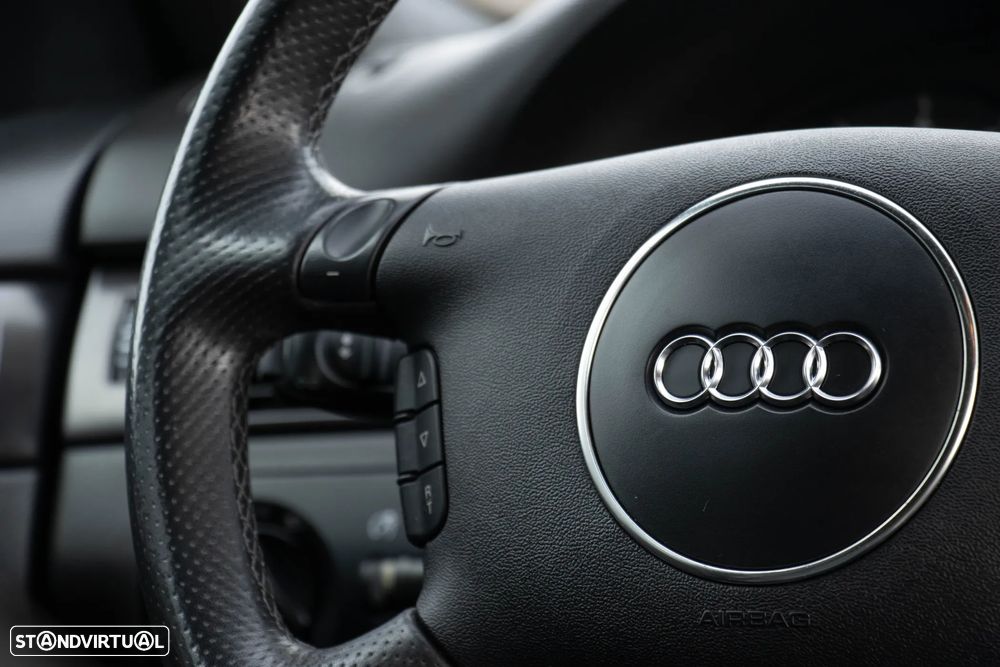 Audi RS6 Standard - 24