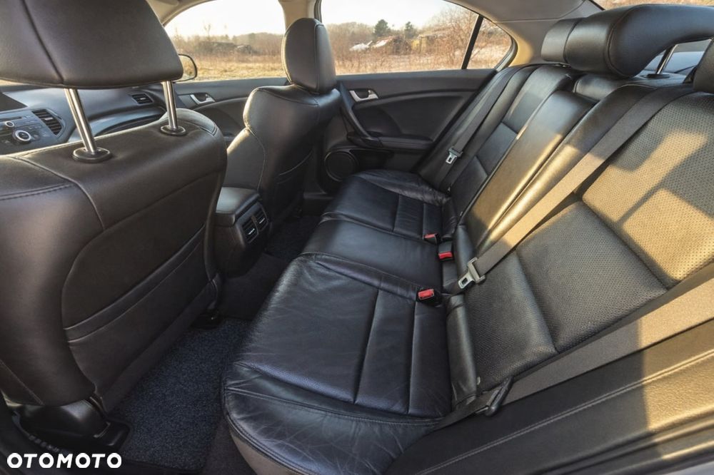 Honda Accord 2.4 Executive Nav+ACC - 6