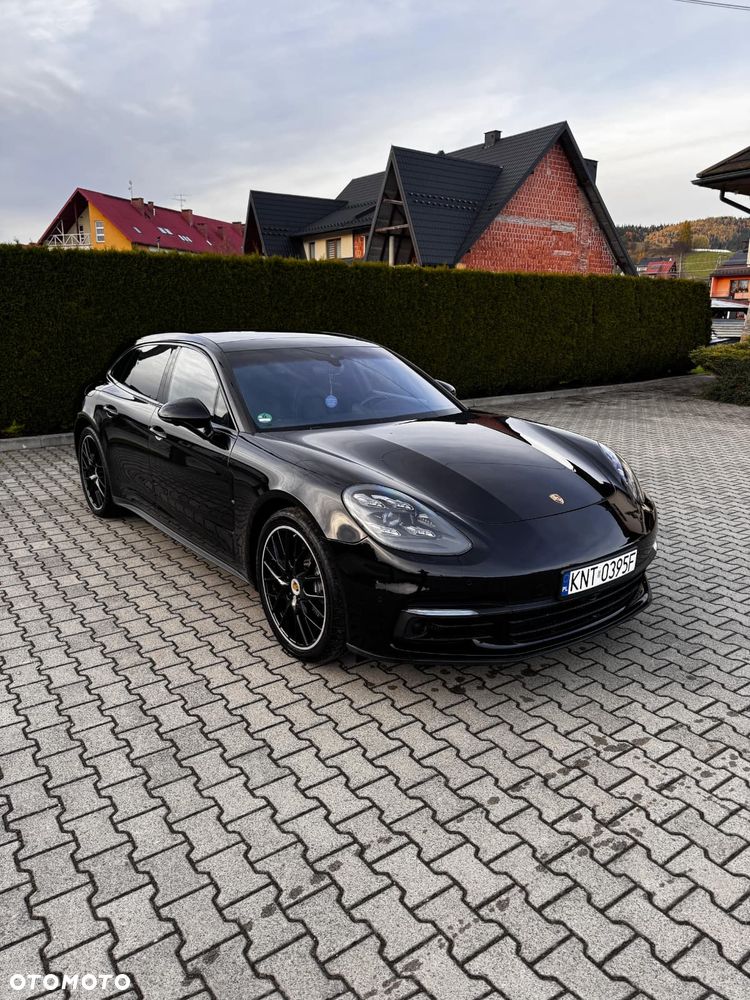 Porsche Panamera - 1