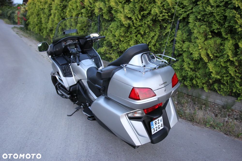 Honda GL - 7