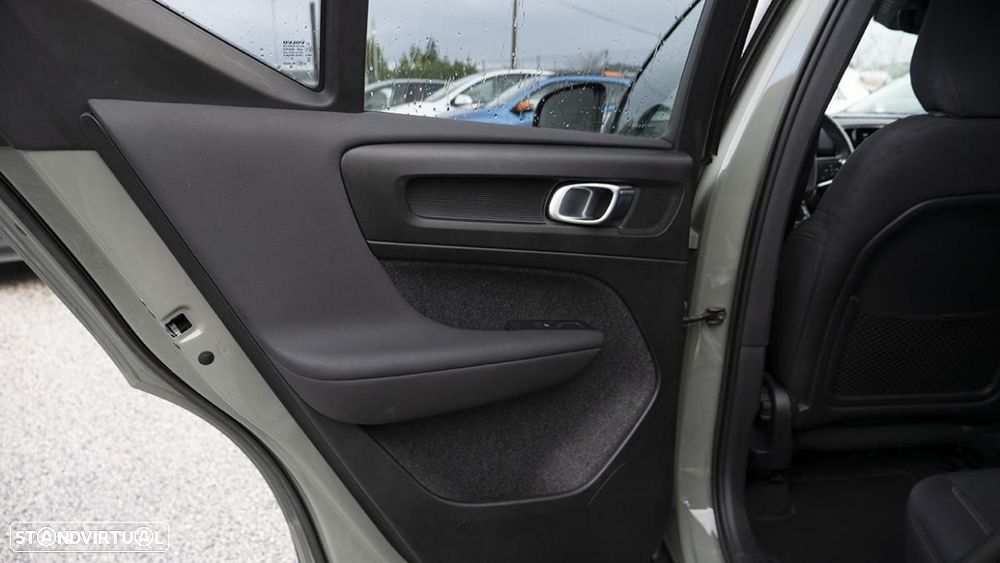 Volvo XC 40 Recharge 69 kWh Single Motor Core - 28