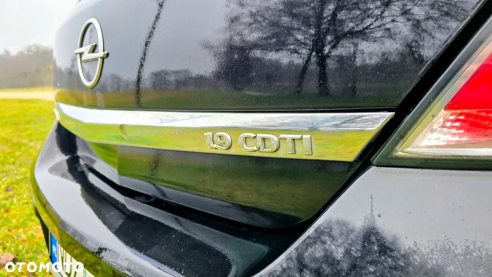 Opel Astra 1.9 CDTI Cosmo - 6