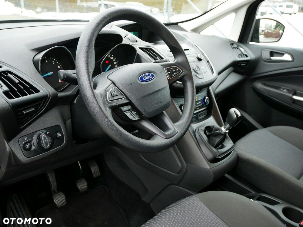 Ford C-MAX - 11