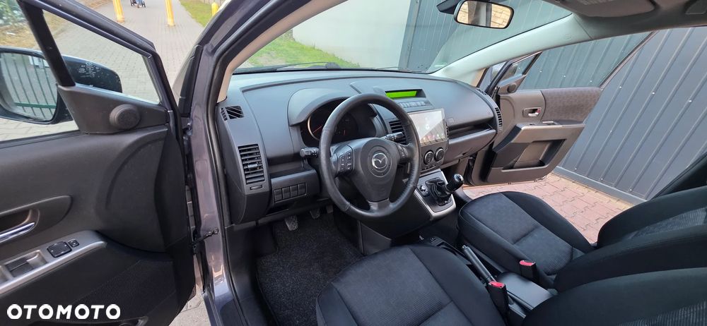 Mazda 5 - 24