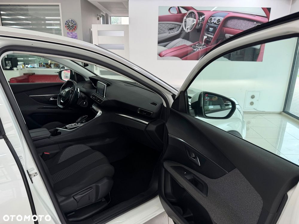 Peugeot 3008 1.6 BlueHDi Allure S&S EAT6 - 18
