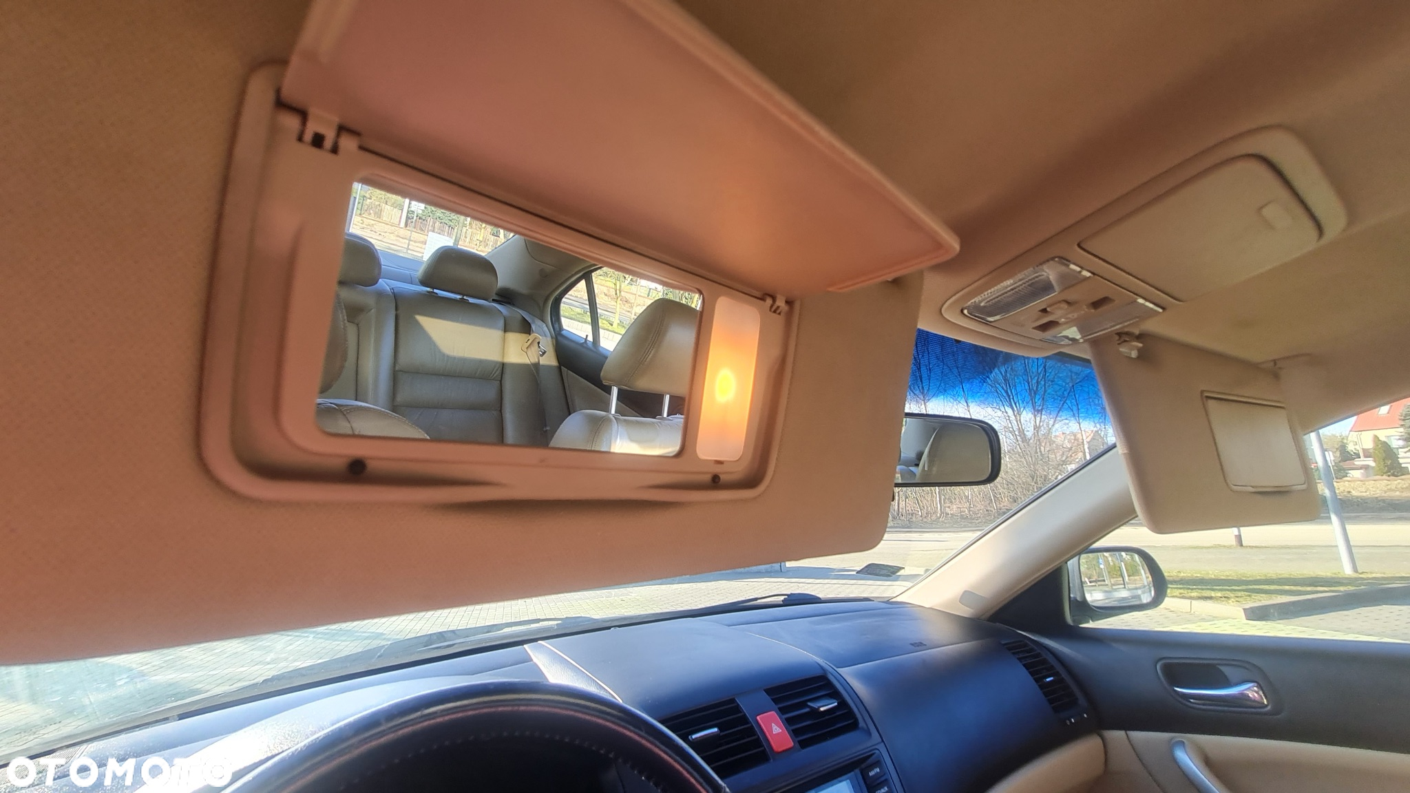 Honda Accord 2.0 Comfort - 14