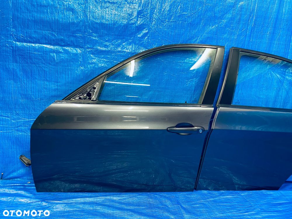 DRZWI LEWE LEWY PRZÓD PRZEDNIE TYŁ TYLNE KOMPLETNE BMW E90 SEDAN 07R ; LAKIER A22 ORYGINAŁ EUROPA - 9