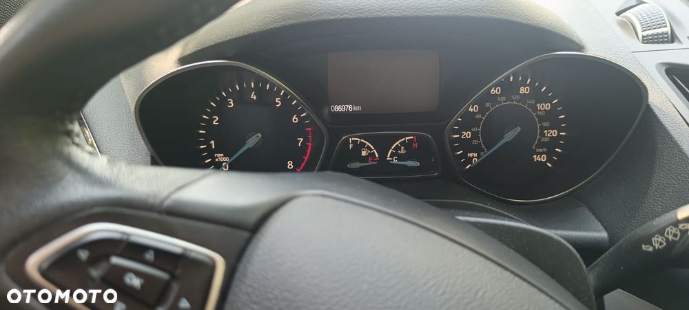 Ford Kuga - 13
