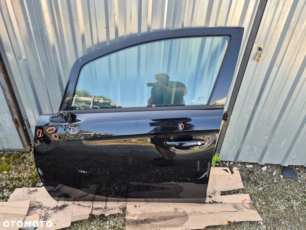 DRZWI LEWY PRZÓD OPEL CORSA E   5 Drzwi    Uszkodzone - 11