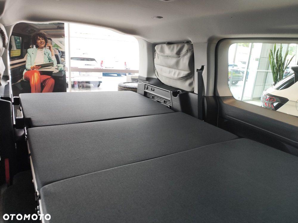 Volkswagen Caddy 1.5 TSI Life DSG - 17