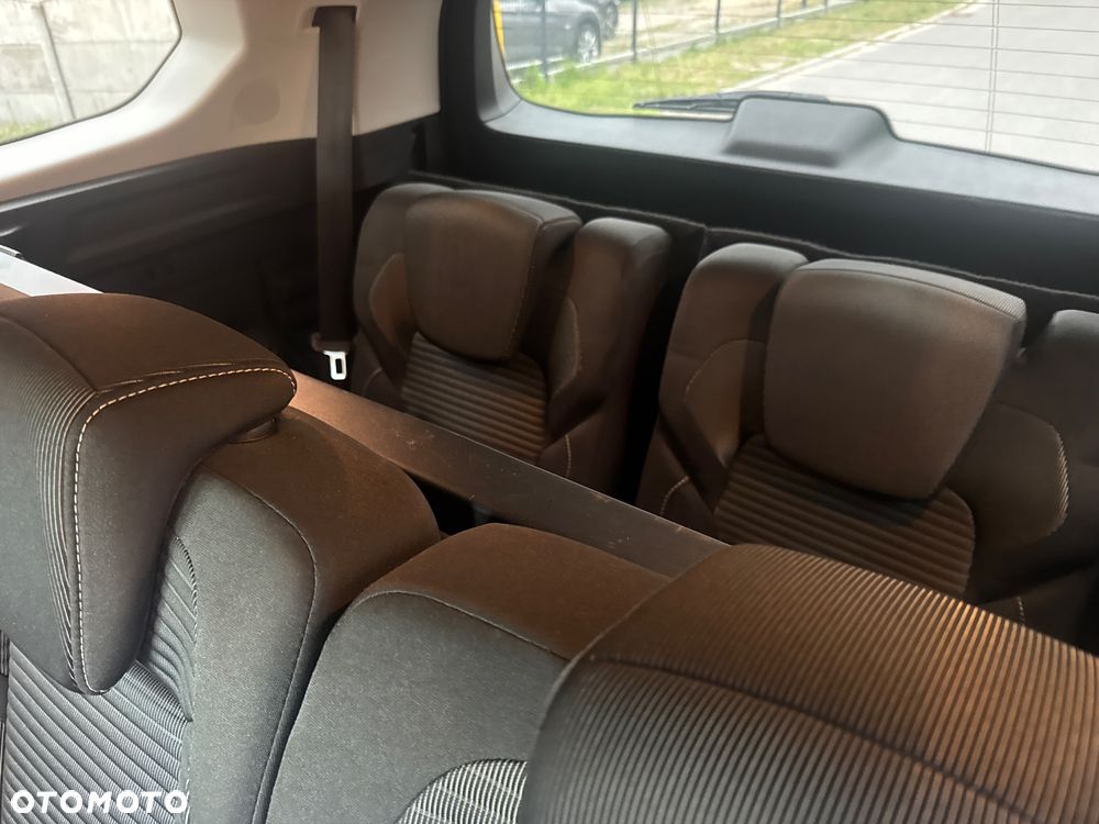 Renault Grand Scenic TCe 140 GPF EDC BUSINESS EDITION - 11