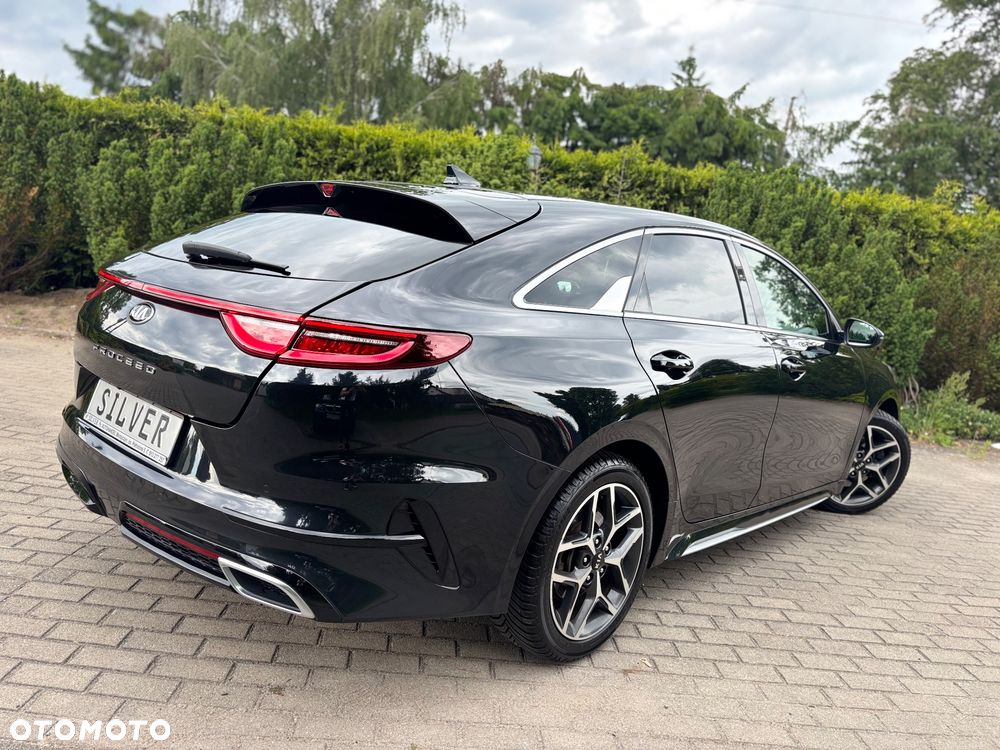 Kia ProCeed 1.4 T-GDI OPF GT LINE - 12