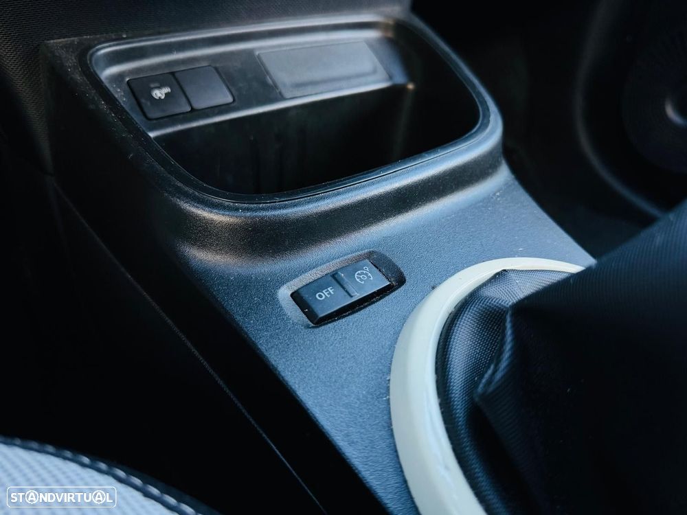 Renault Twingo 1.0 SCe Intens - 29