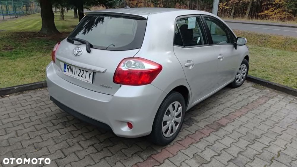 Toyota Auris 1.33 VVT-i Active - 2