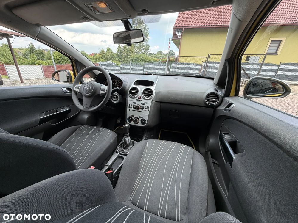 Opel Corsa 1.2 16V Color Edition - 16