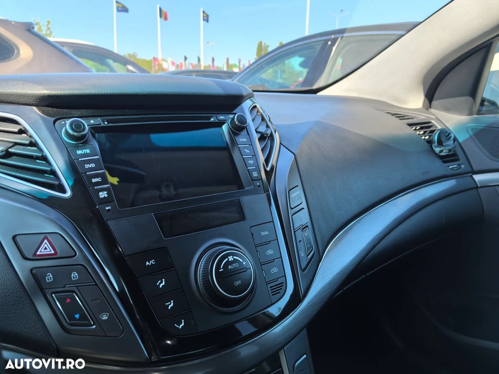 Hyundai i40 1.7 CRDI CW 7DCT Supreme+ - 14
