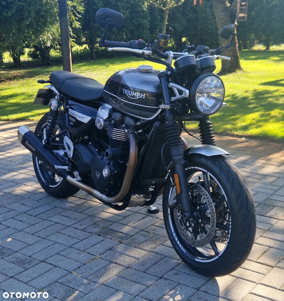 Triumph Speed Twin - 4