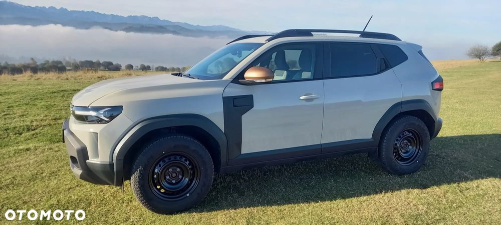 Dacia Duster 1.6 Full Hybrid 140 Extreme MMT - 13