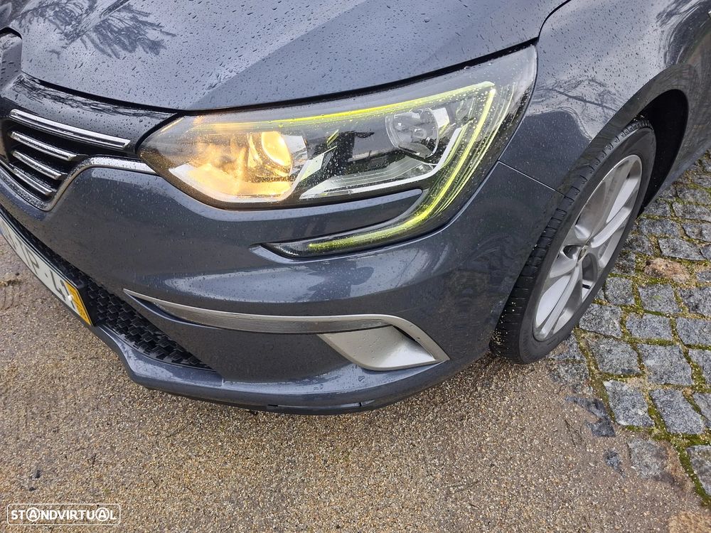 Renault Mégane Sport Tourer 1.5 dCi GT Line J18 - 11