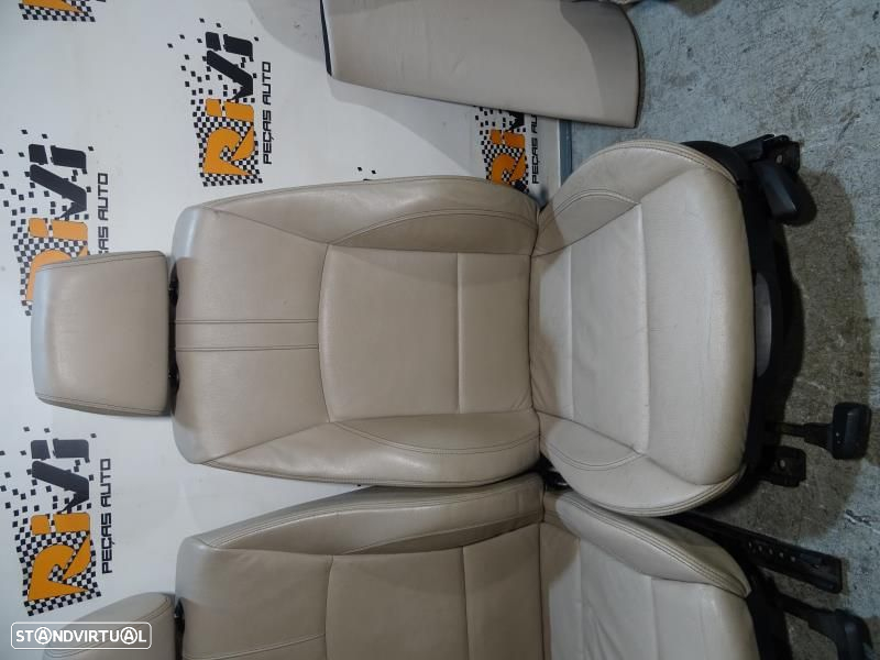 Bancos BMW X3 F25 Pack M em Pele - 4