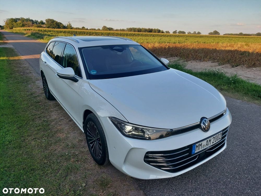 Volkswagen Passat 2.0 TDI SCR DSG 4Motion Elegance - 1