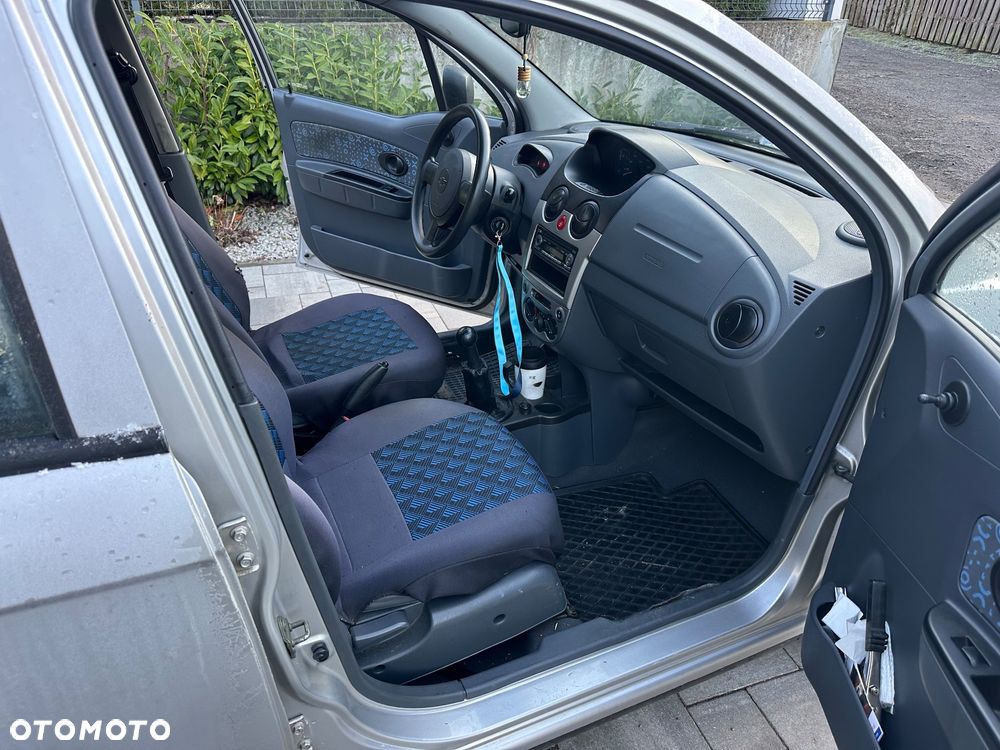 Chevrolet Matiz - 12