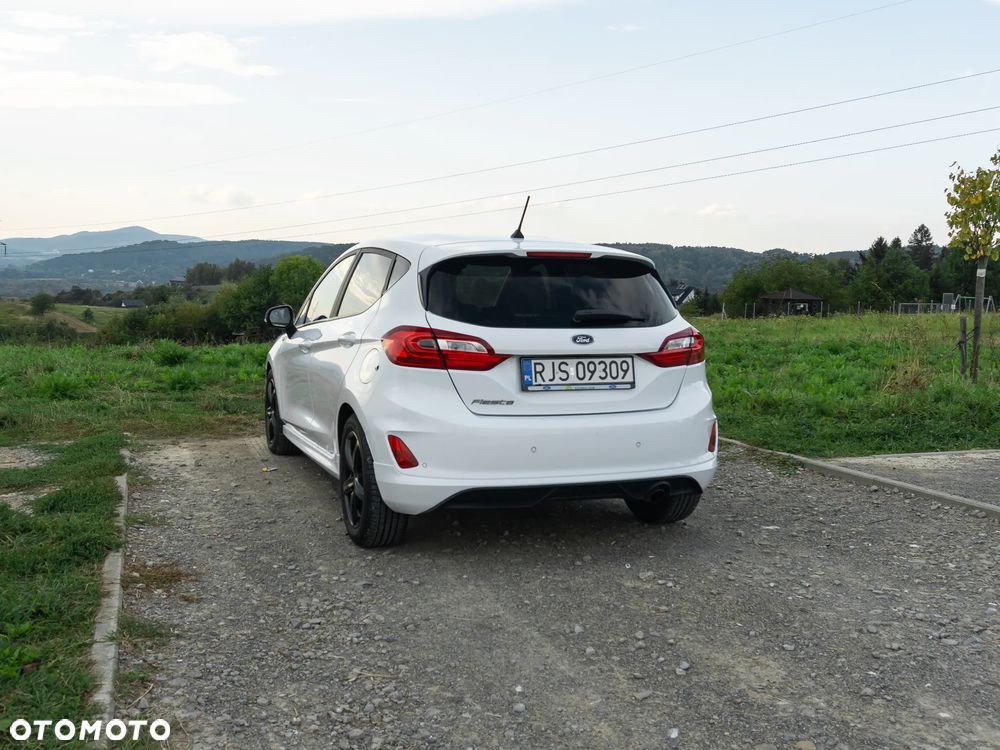 Ford Fiesta - 13