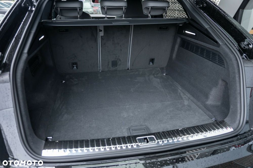 Audi Q8 - 8