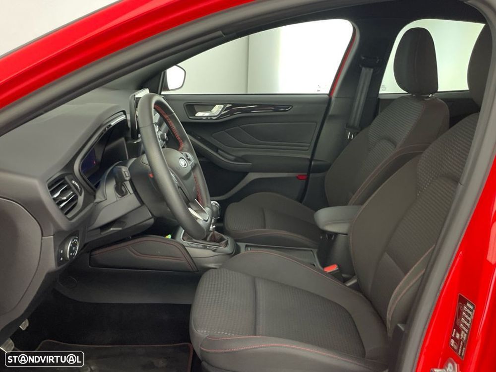 Ford Focus 1.0 EcoBoost ST-Line - 11
