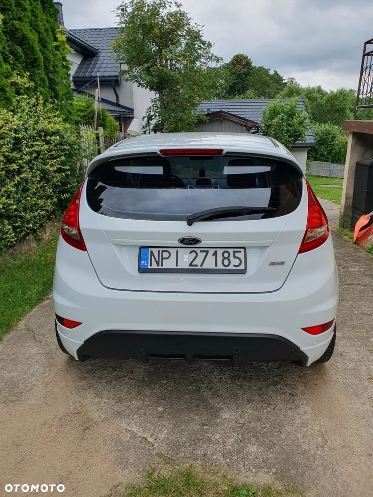 Ford Fiesta 1.6 TDCi DPF Sport - 5