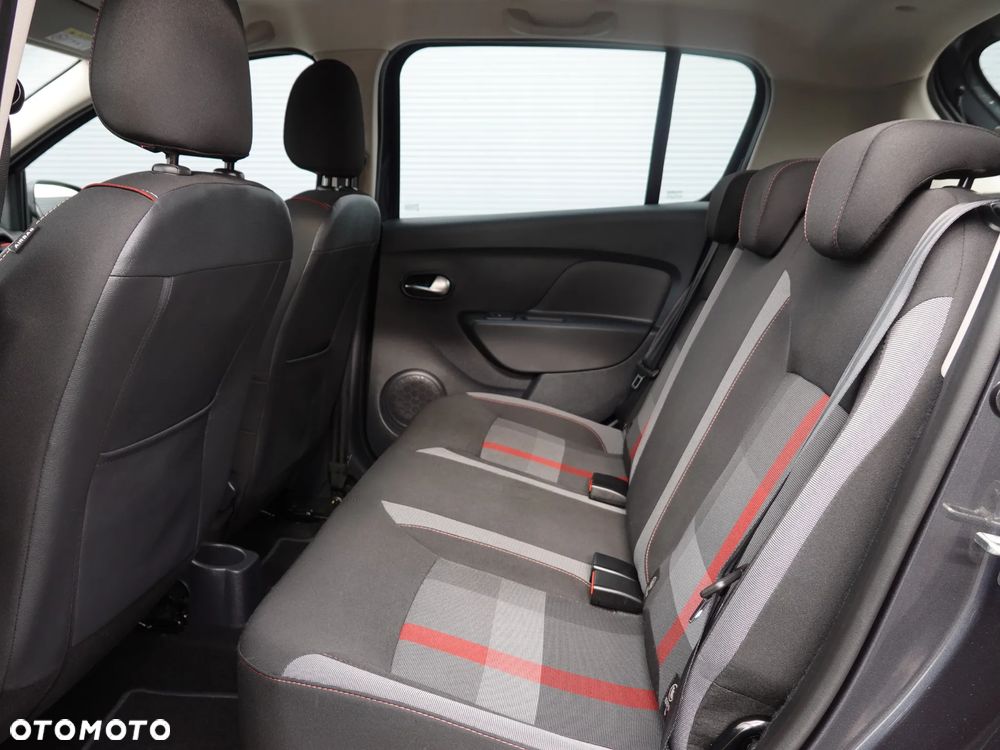 Dacia Sandero Stepway TCe 90 (S&S) Celebration - 14
