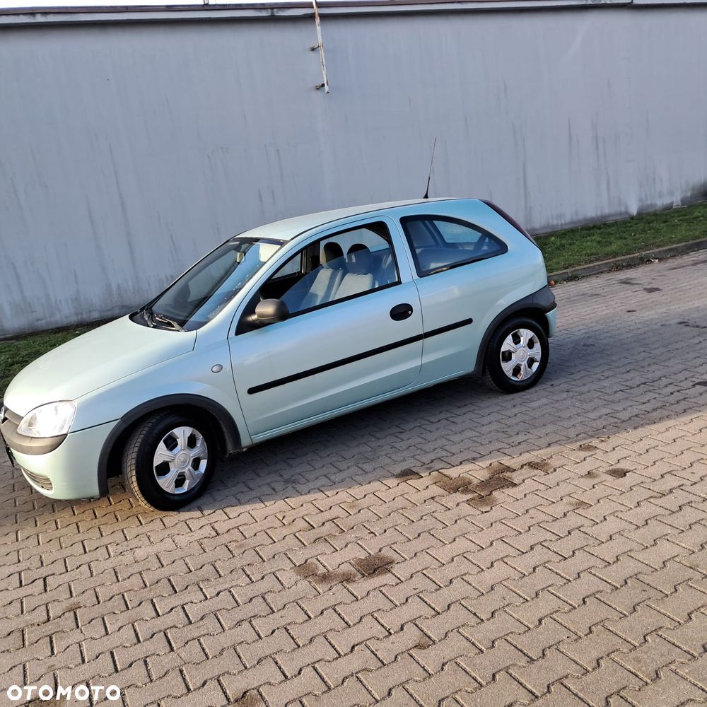 Opel Corsa - 1