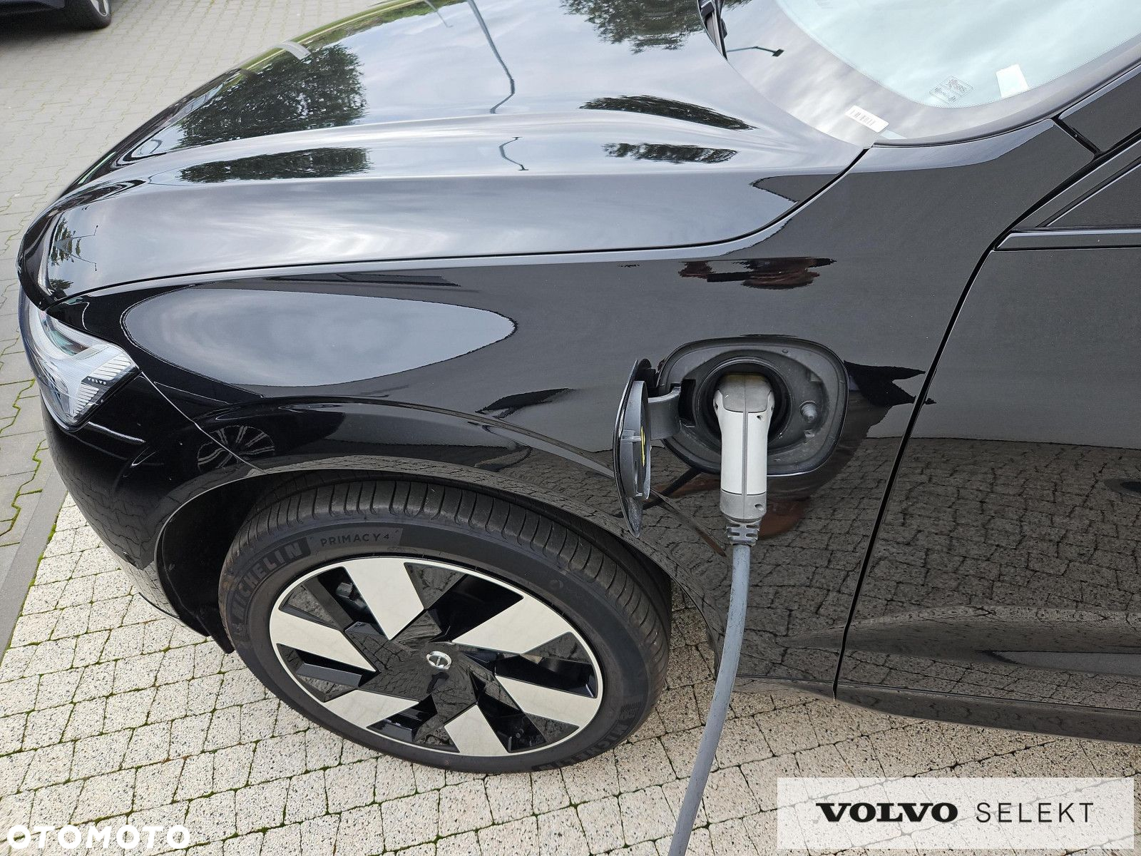Volvo XC 60 T6 AWD Plug-in Hybrid Plus Dark - 32