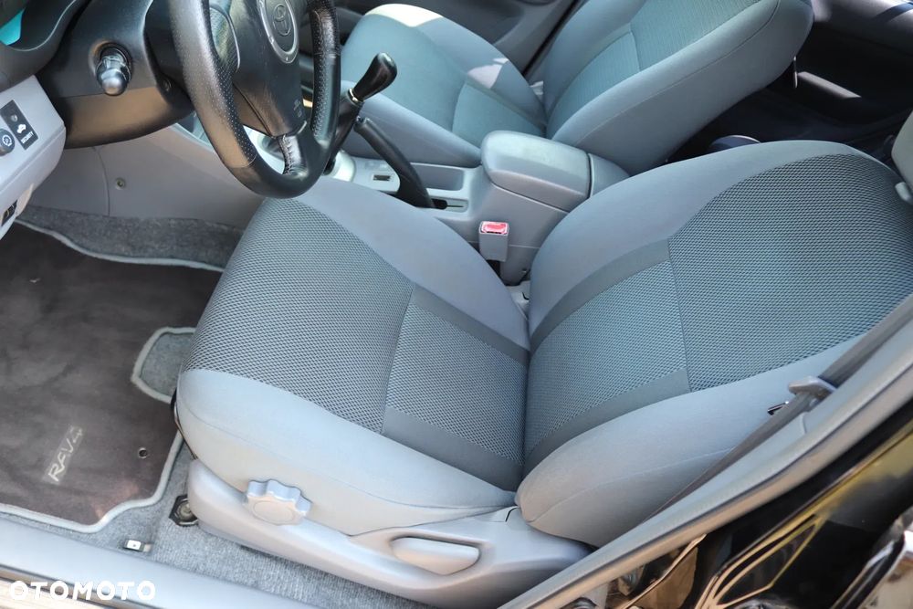 Toyota RAV4 4x4 - 31