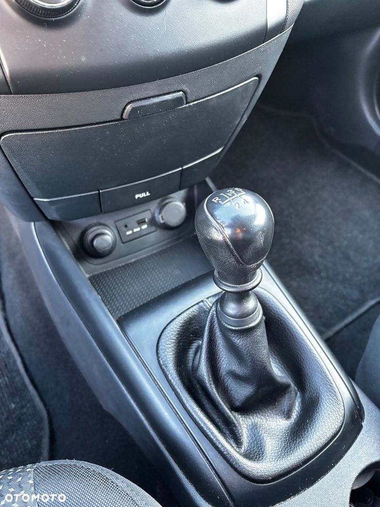 Hyundai i30 1.4 Classic + - 16